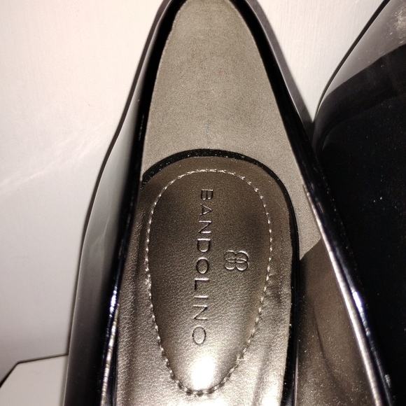 BANDOLINO BLACK PATENT PEEP TOE PUMPS - Picture 6 of 6